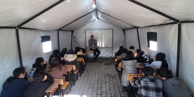 Depremzede öğrencilere ek kontenjan! YÖK şartları açıkladı