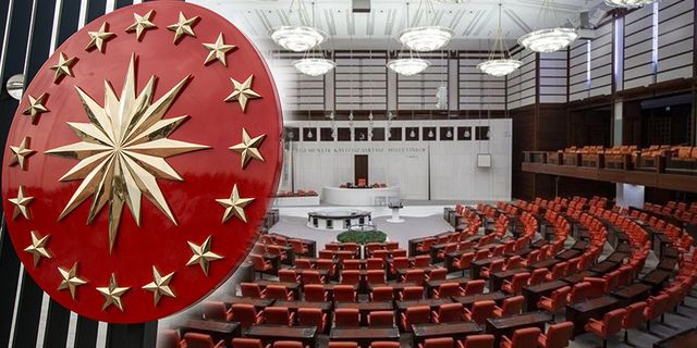 Türkiye sandık başında: Oy verme işlemi başladı