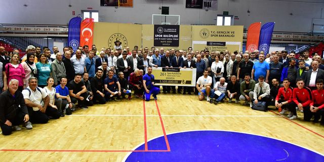 Manisa’da 261 spor kulübüne 5 milyon 505 bin TL yardım