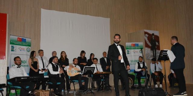 İlçede Türk Müziği Korosu ilk konserini verdi