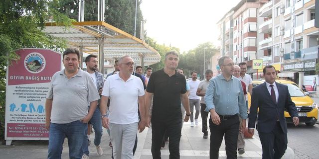 Eski Bakan Kasapoğlu'ndan memleketi Kula'ya ziyaret