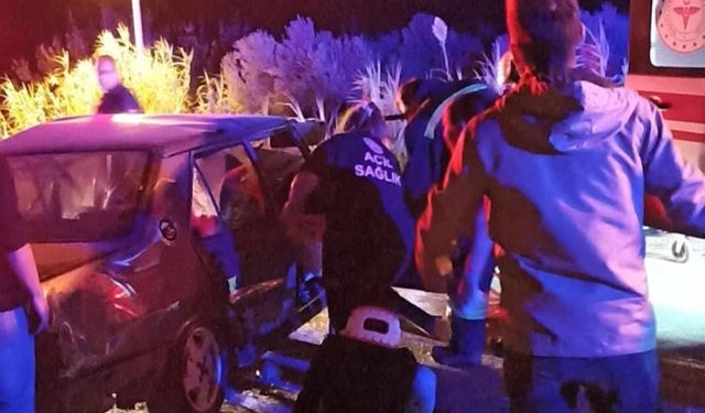 Manisa'da feci kaza! Otomobil zeytin bahçesine uçtu: 1 ölü, 3 yaralı