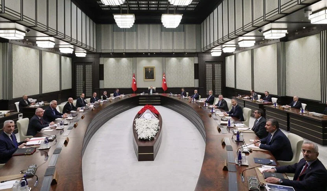 Kabine bugün toplanıyor! Gündem emekli zammı