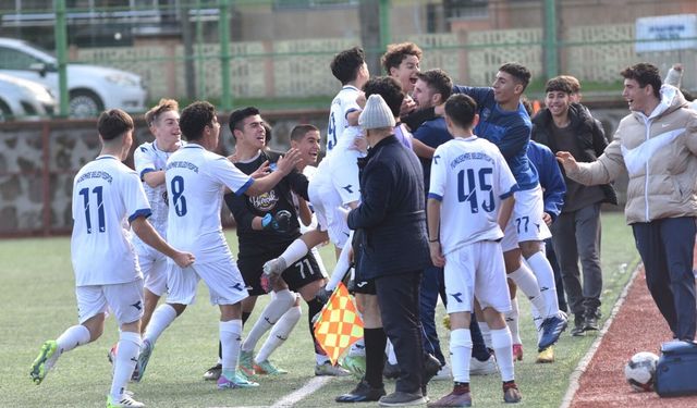  Yunusemre'nin U16'ları adım adım Türkiye Şampiyonası'na