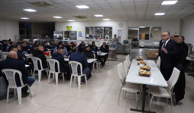 Başkan Akın, belediye emekçileriyle bir araya geldi