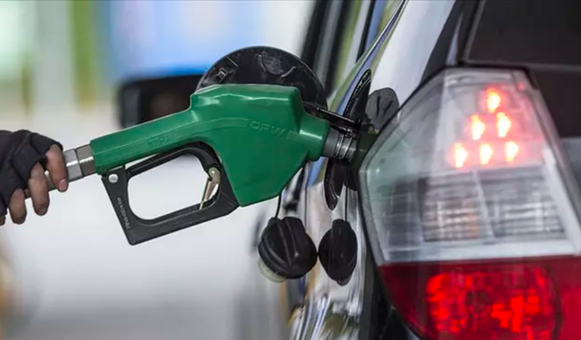 Motorine 1 lira 15 kuruş zam! 20 Ocak'ta pompaya yansıyacak
