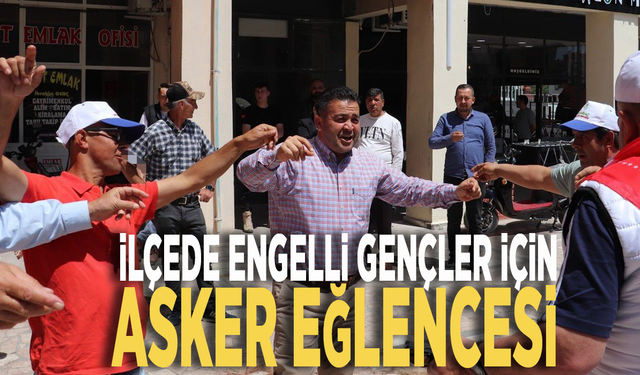 İlçede engelli gençler için asker eğlencesi