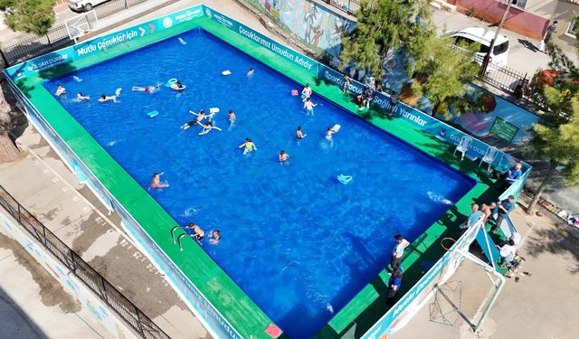 Şehzadeler’in çocukları yüzmeyi okullarda öğreniyor