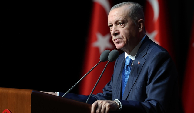 ‘Erdoğan yurtdışına kaçacak’ iddiasına Ak Parti’den sert yanıt
