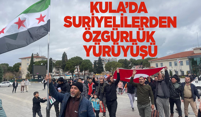 Kula'daki Suriyeliler de kutlama yaptı