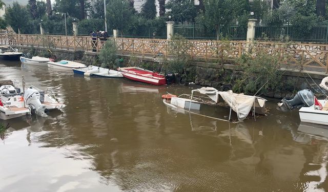 Marmaris’te  balıkçı tekneleri batmaya başladı