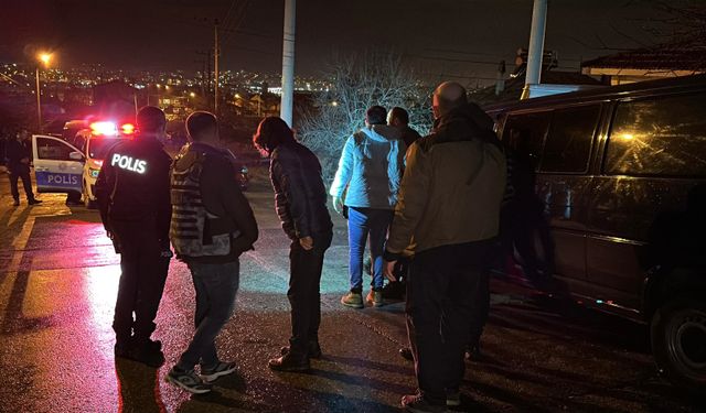 Ege'de dehşet! Eşini ve kayınbiraderini sokak ortasında pompalı tüfekle vurdu