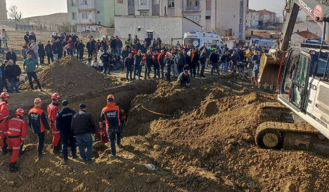 Ankara'da inşaatta göçük: 2 işçi hayatını kaybetti