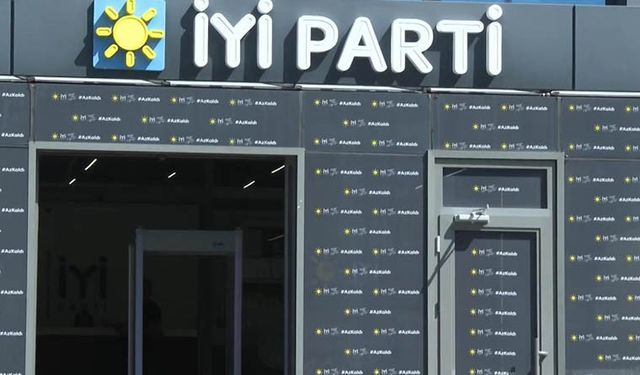 İYİ Parti'de bir günde üç istifa