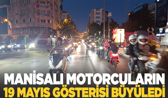 Manisalı motorculardan 19 Mayıs korteji