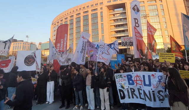 Boğaziçi Üniversitesi'ndeki protestolar: Tutuklanan 6 öğrenciden 1'i serbest bırakıldı