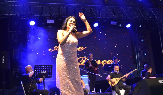 Ayşe Dinçer, Selendi’yi coşturdu