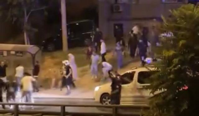 Yumruklar havada uçuştu! İzmir'de düğün sonrası meydan muharebesi gibi kavga