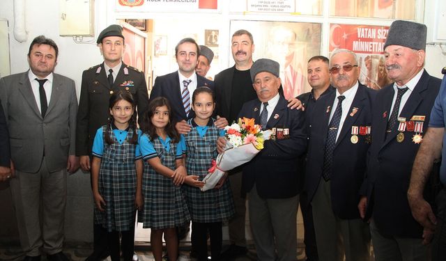 İlçelerde Gaziler Günü kutlandı