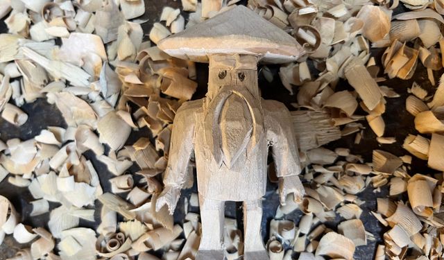 Unutulan sanatı emekliler hayata döndürüyor