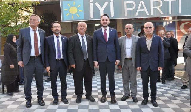 Selendi İYİ Parti'de İlhan Türk dönemi