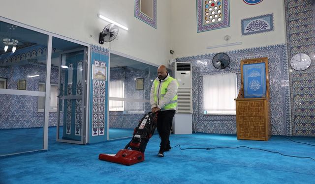 Yunusemre'nin camileri pırıl pırıl