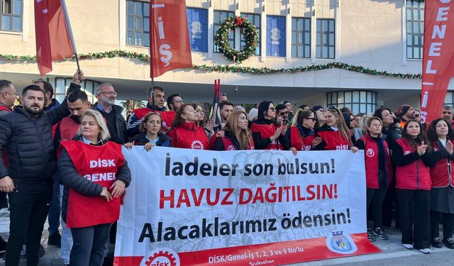 Belediye işçileri yarım gün iş bırakma eyleminde