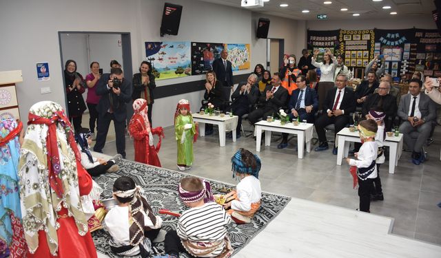 Salihli’de Tutum, Yatırım Ve Türk Malları Haftası kutlandı