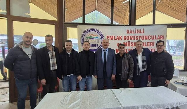 İlçede emlakçılarda başkan değişti