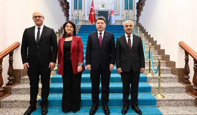 DEM Parti İmralı heyeti Adalet Bakanı Tunç'u ziyaret etti