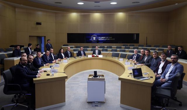 YEKA GES-2025 yarışmalarının sözleşmeleri imzalandı