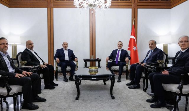 Dışişleri Bakanı Fidan, Hamas Siyasi Büro Üyesi Halil Hayye ile görüştü
