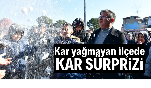 Kar yağmayan ilçede çocuklara kar sürprizi