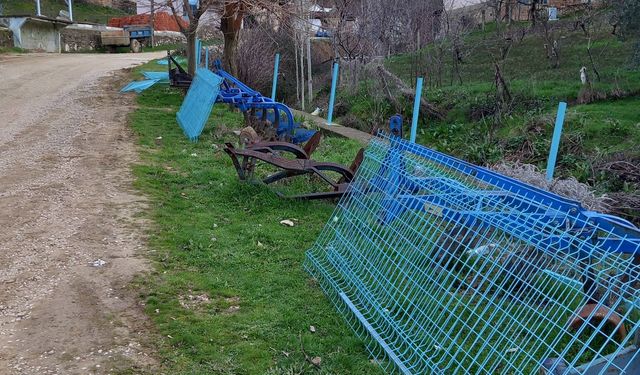 Dere Yatağına 300 Metrelik Korkuluk