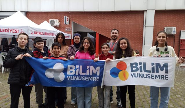 Bilim Yunusemre İzmir'den 3 ödülle döndü