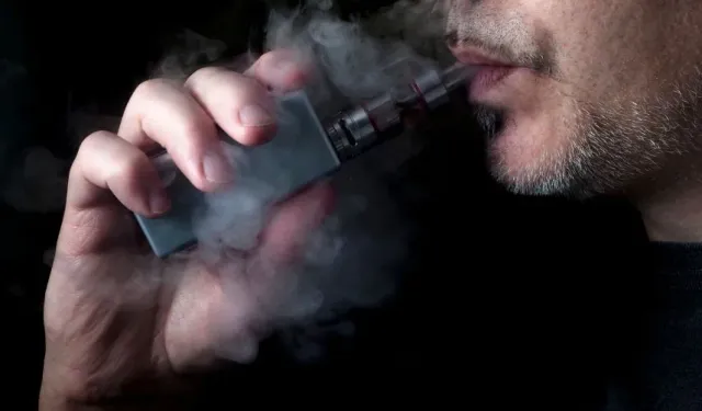 Uzmanından kritik elektronik sigara uyarısı: "Bu likitlerin içerisinde her türlü madde var"