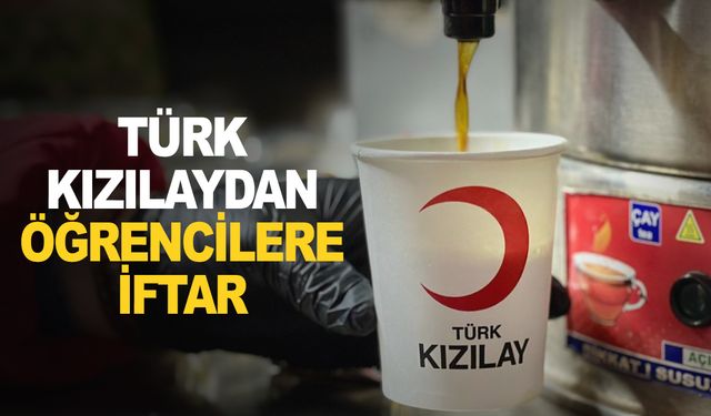 Manisa'da Türk Kızılay'dan öğrencilere iftar