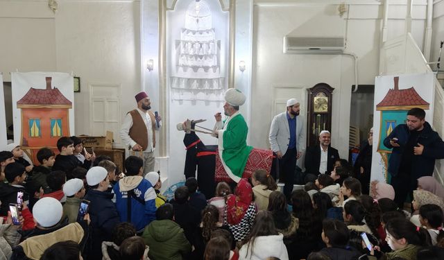 Şehzadeler’de çocuklara özel teravih gecesi