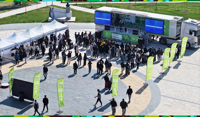 Çevre Tırı Manisa Celal Bayar Üniversitesi Öğrencileriyle Buluştu