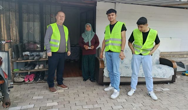 Gördesli öğrencilerden depremzedelere gönül köprüsü