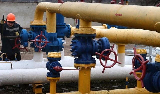 Katar,  doğal gaz (LNG) üretimini askıya aldı