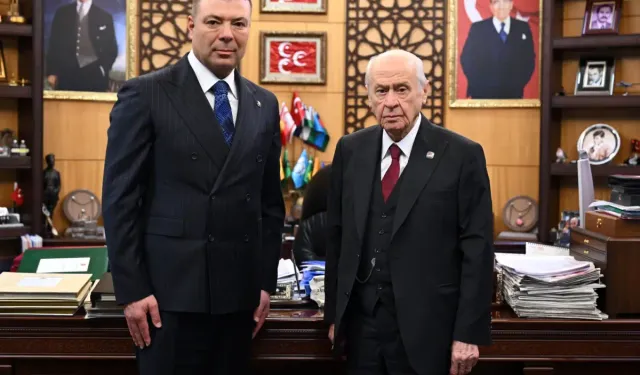 MHP'de İzzet Ulvi Yönter’in yerine Özgür Bayraktar getirildi