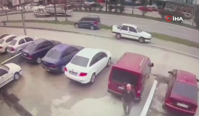 Vakaya giden ambulans kaza yaptı: Sağlık çalışanı öldü