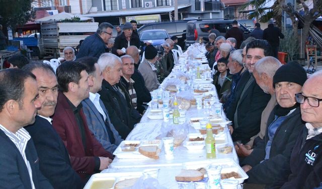AK Parti Şehzadeler İlçe Başkanlığı Sancaklıbozköy’de iftar verdi