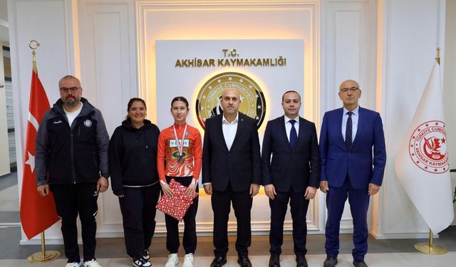 Dünya Şampiyonası yolcusu Tunçel için Akhisar'da ziyaret trafiği