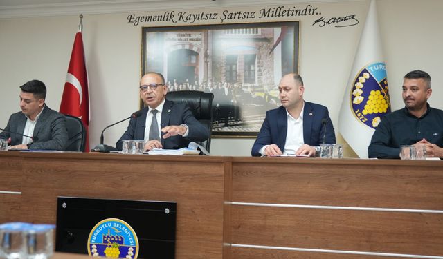 Başkan Akın: "Turgutlu’nun önünü açıyoruz"