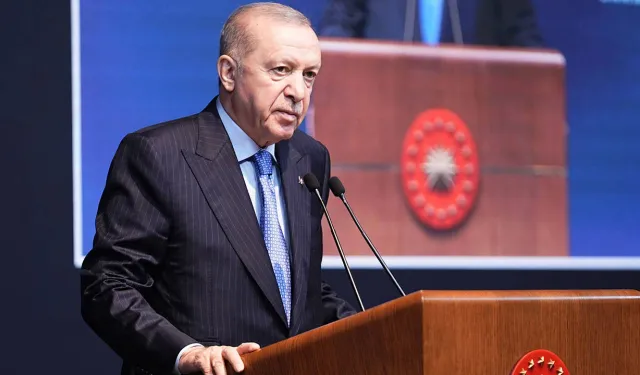 Cumhurbaşkanı Erdoğan'dan Trump'a geçmiş olsun mesajı