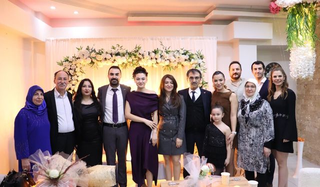 Sitemoğlu ve Gürcan ailelerinin mutlu günü