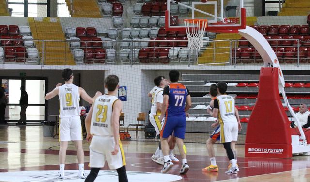 U18 Basketbol Türkiye Şampiyonası'nda üçüncü gün sonuçları