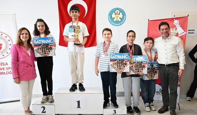 Minik satranççılar Manisa’da yarıştı